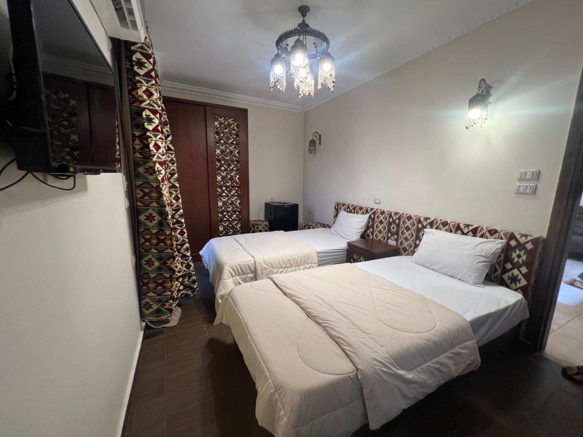 Hotel Bedouin Pyramids View Kafret el-Gabal Exterior foto