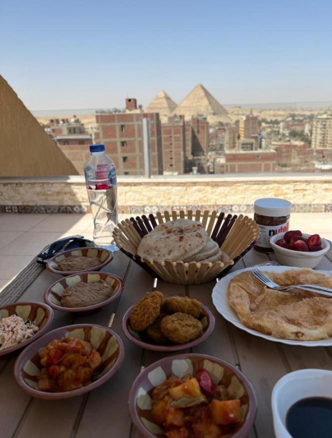 Hotel Bedouin Pyramids View Kafret el-Gabal Exterior foto